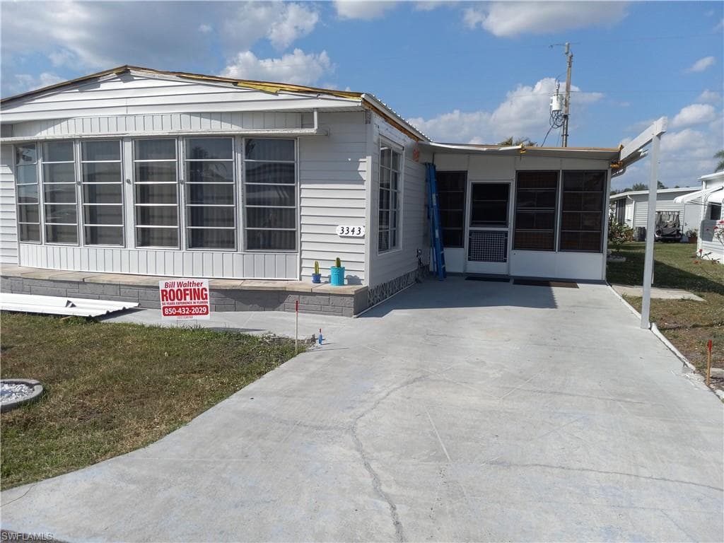 3343 Rainbow LN NORTH FORT MYERS, FL 33903
