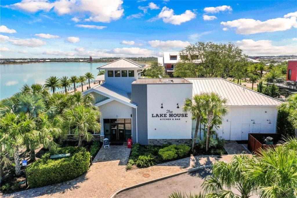 18428 Wildblue BLVD FORT MYERS, FL 33913