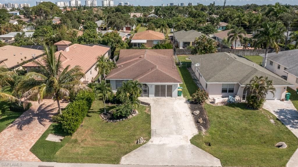 555 99th AVE N NAPLES, FL 34108