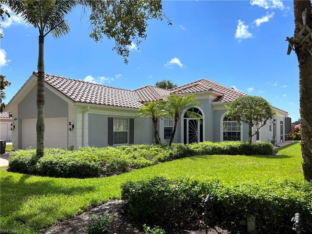 5477 Freeport LN NAPLES, FL 34119