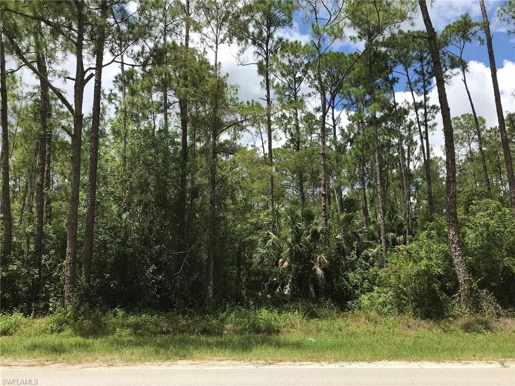 DeSoto BLVD S NAPLES, FL 34117