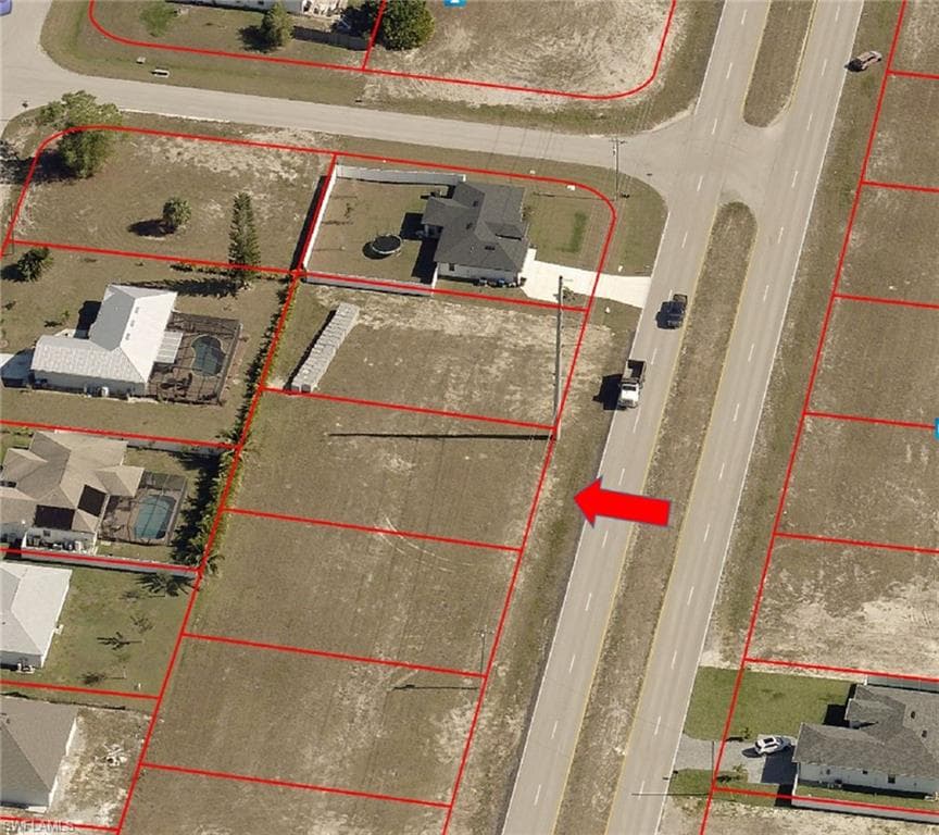 333 Kismet W CAPE CORAL, FL 33993