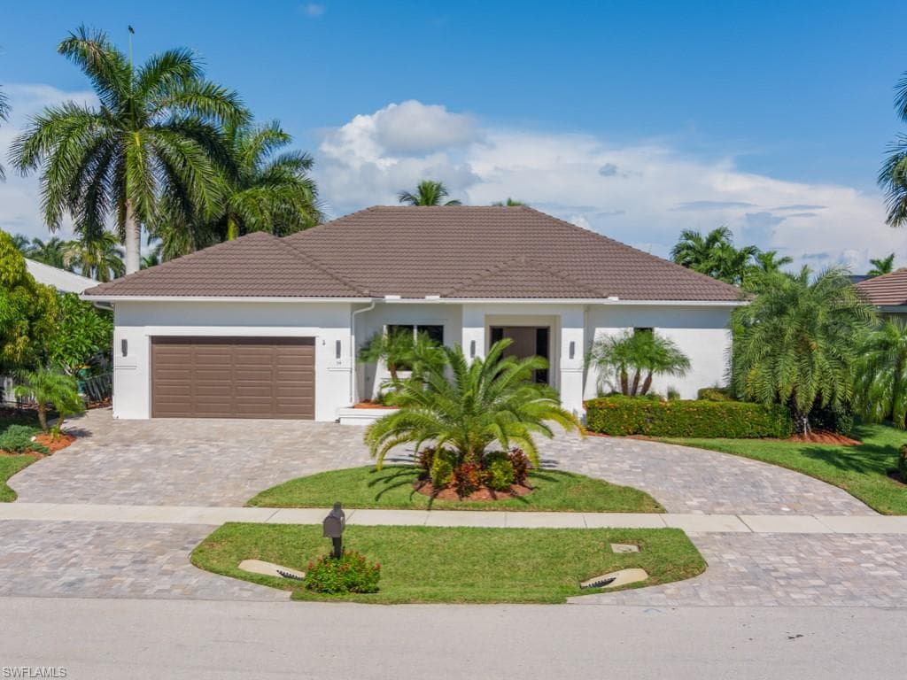 54 Gulfport CT MARCO ISLAND, FL 34145
