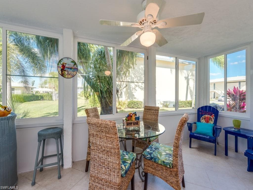 195 Peppermint LN W 881 NAPLES, FL 34112