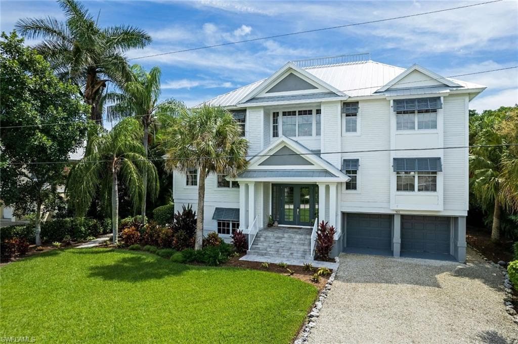 466 Sea Oats DR SANIBEL, FL 33957