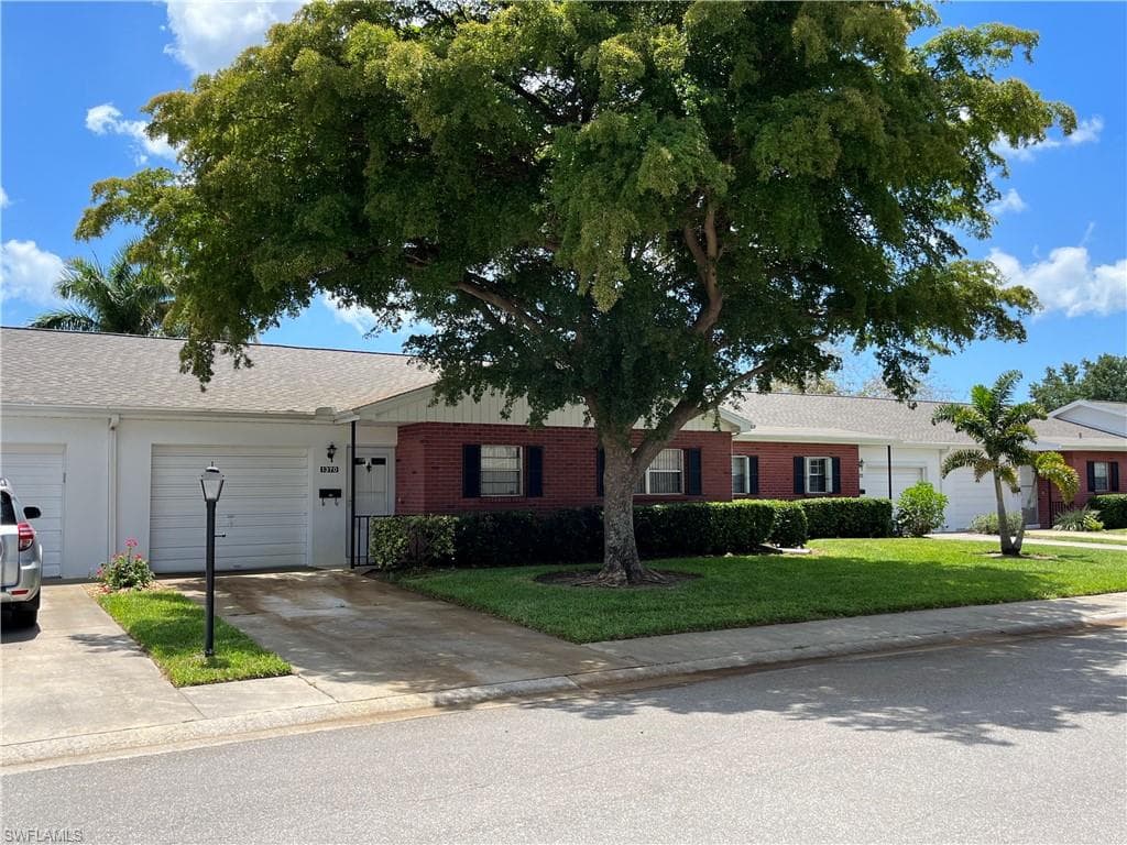 1370 Bunker WAY FORT MYERS, FL 33919