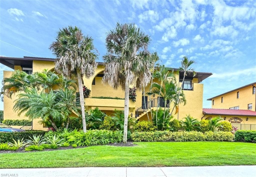 1400 Blue Point AVE 202 NAPLES, FL 34102