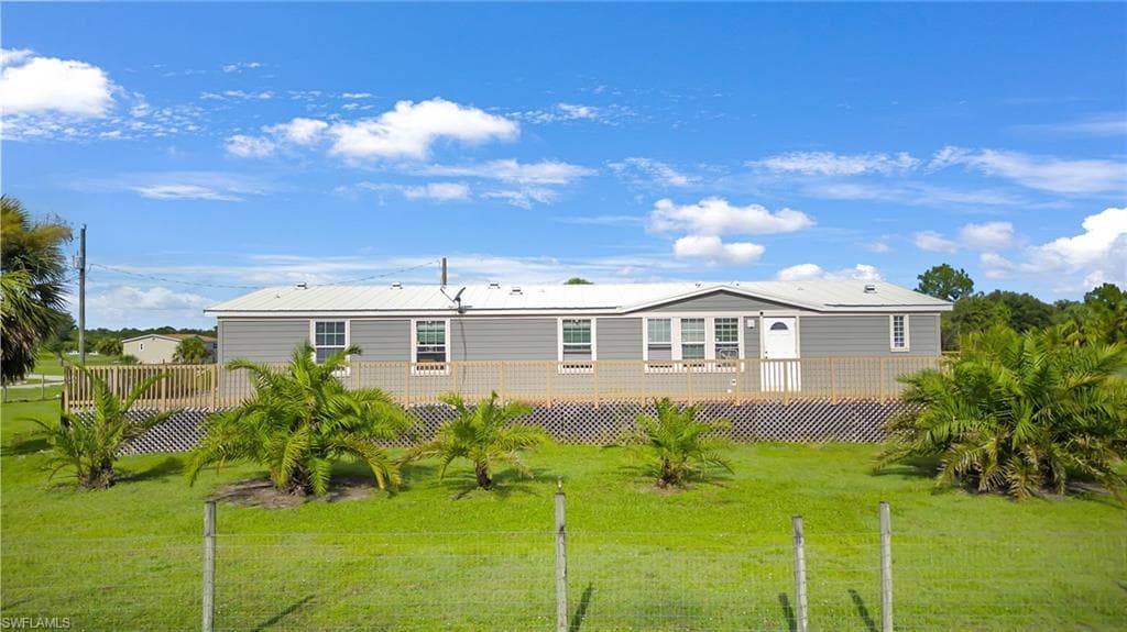 7716 13th TER LABELLE, FL 33935