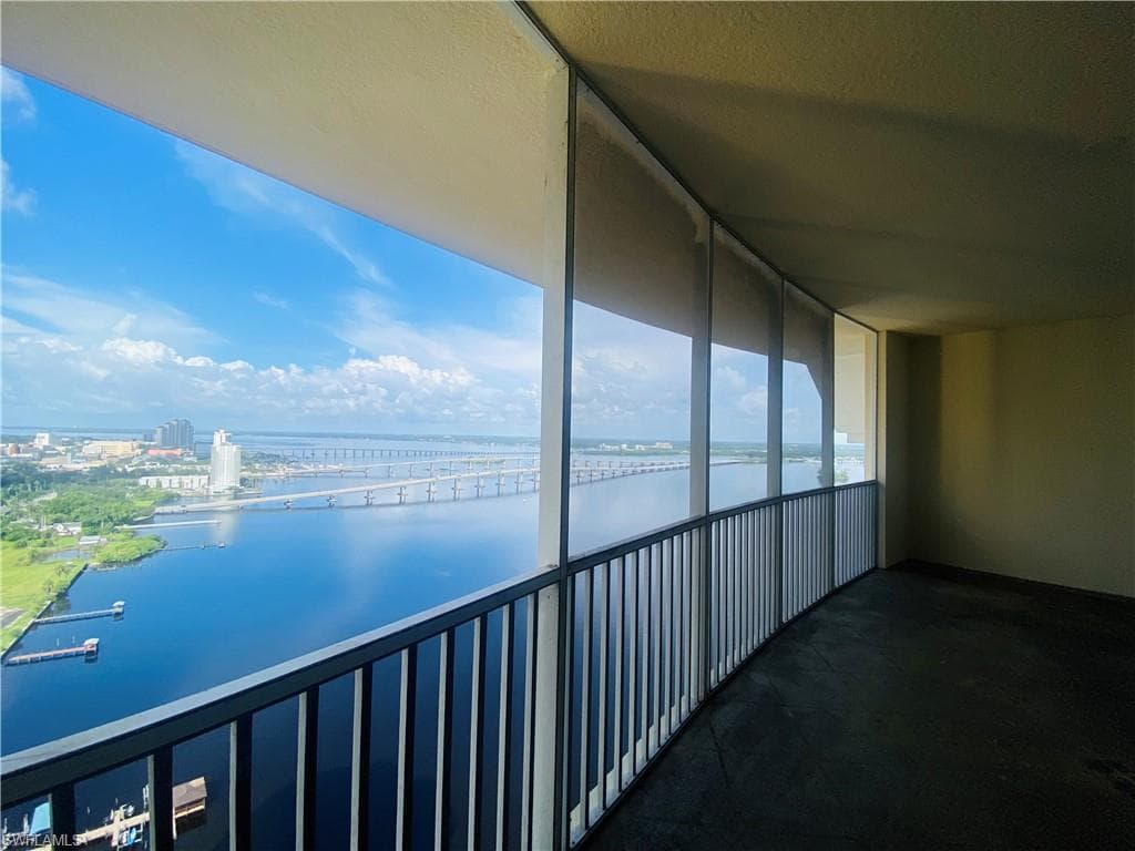 2745 1st ST 2603 FORT MYERS, FL 33916