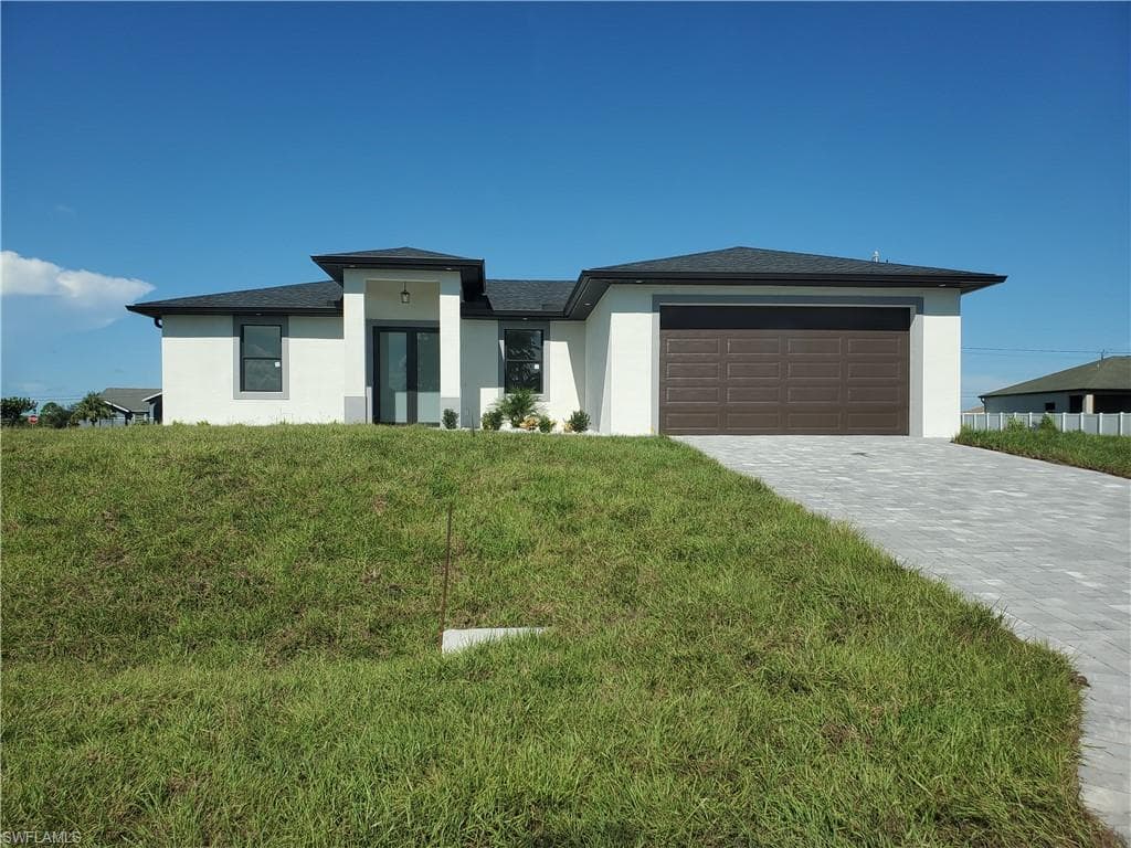1220 NE 9th PL CAPE CORAL, FL 33909