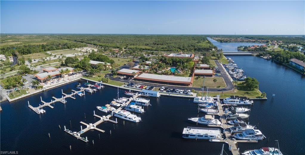 525 Newport DR NAPLES, FL 34114