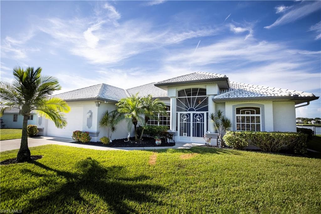 1128 1st TER CAPE CORAL, FL 33990
