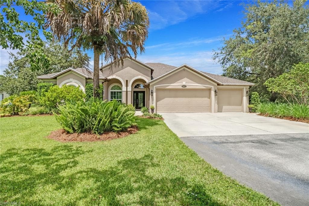 6021 Cedar Tree LN NAPLES, FL 34116