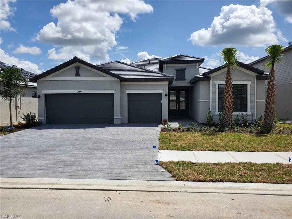 11379 Canopy LOOP FORT MYERS, FL 33913