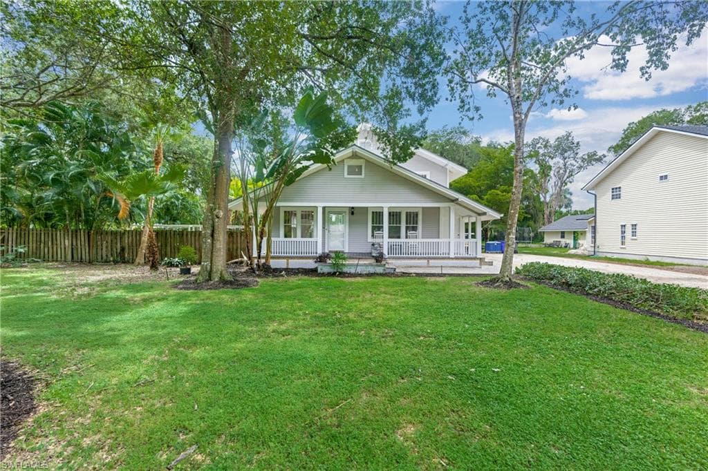 1716 Maple AVE FORT MYERS, FL 33901