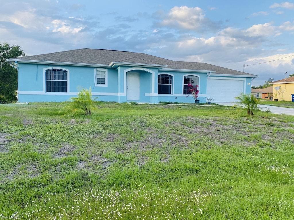 2616 66th ST W LEHIGH ACRES, FL 33971