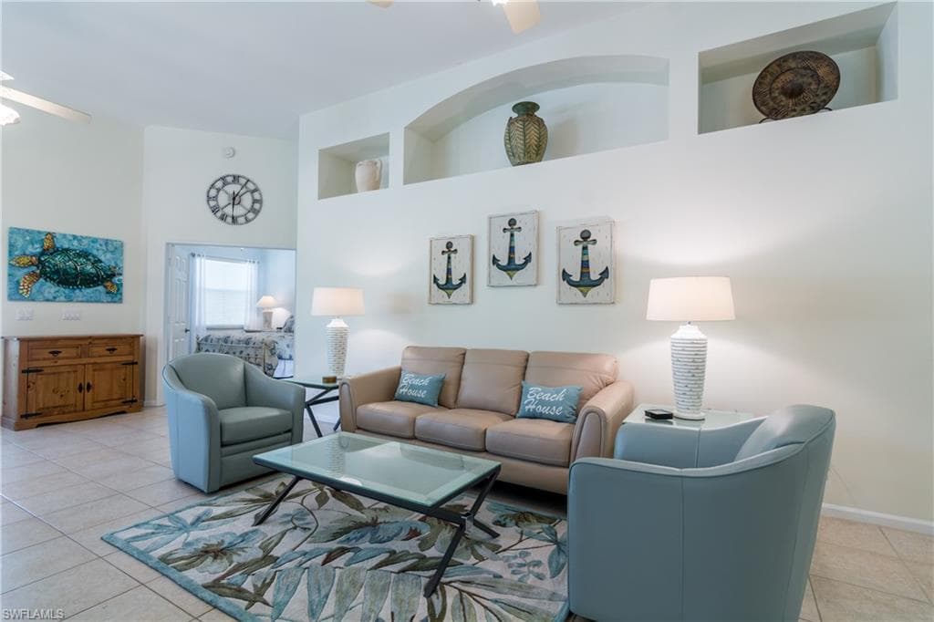 7720 Gardner DR 201 NAPLES, FL 34109