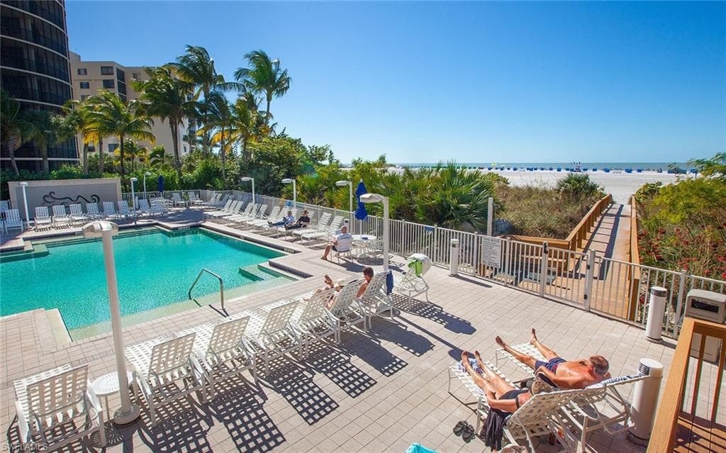 6620 ESTERO BLVD 804 FORT MYERS BEACH, FL 33931
