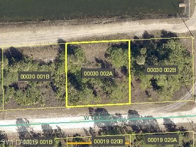 1702 W 18th ST LEHIGH ACRES, FL 33972