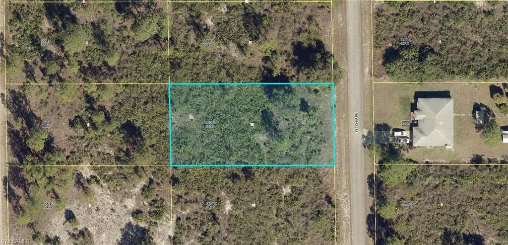 415 Fitch AVE LEHIGH ACRES, FL 33972