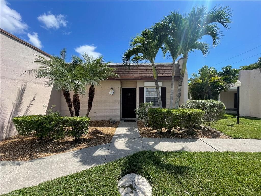 6300 S Pointe BLVD 316 FORT MYERS, FL 33919
