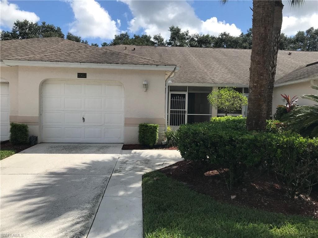 20653 Country Barn DR ESTERO, FL 33928