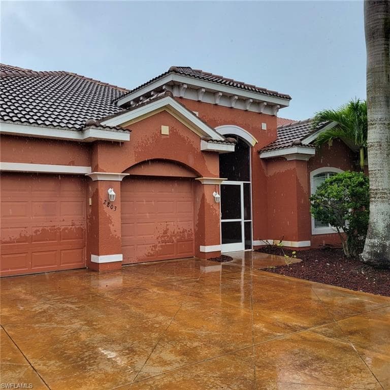 2803 Via Piazza LOOP FORT MYERS, FL 33905
