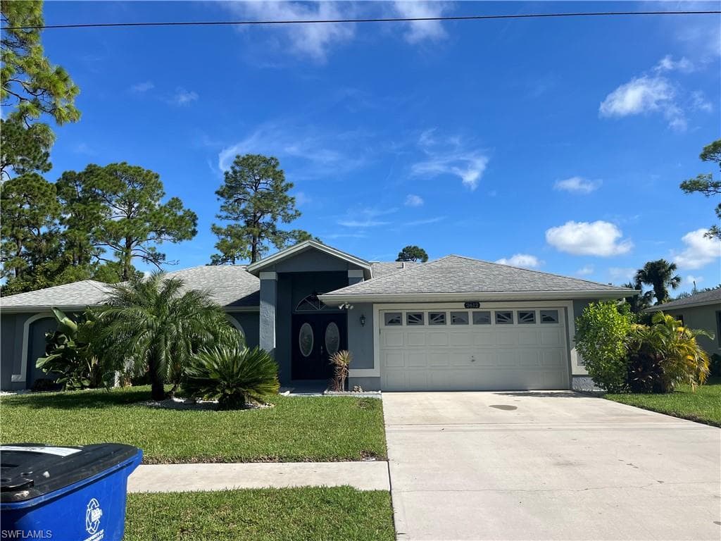 2612 6th ST W LEHIGH ACRES, FL 33971