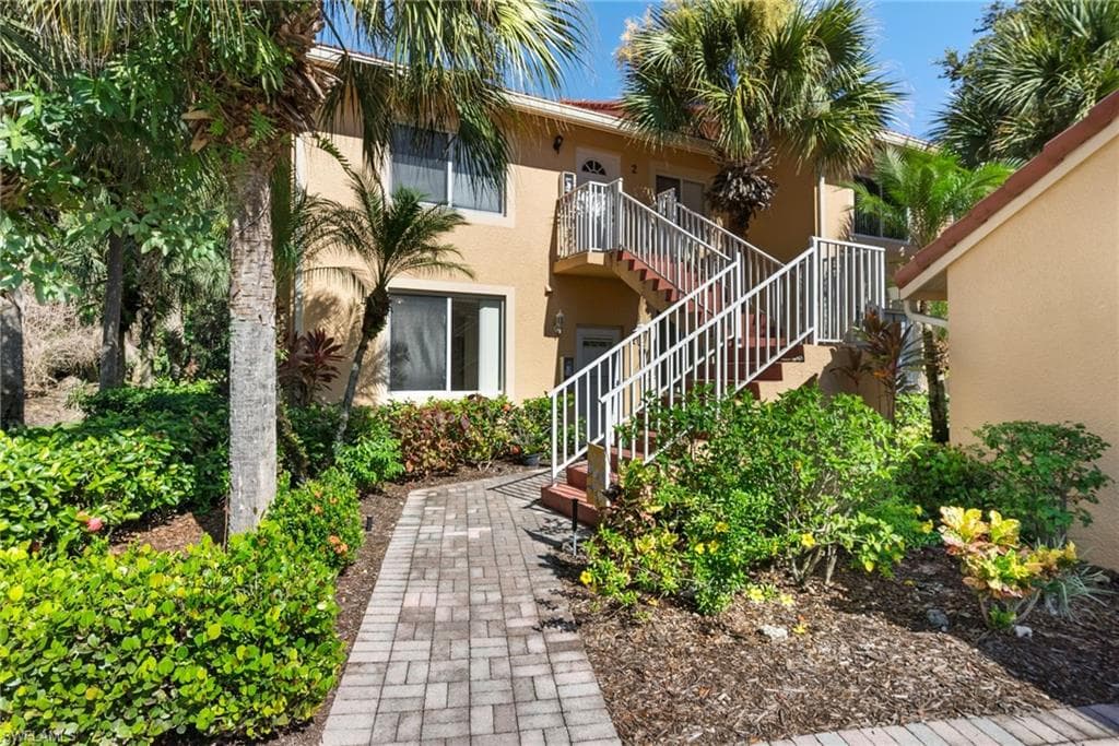 1700 Windy Pines DR 1701 NAPLES, FL 34112