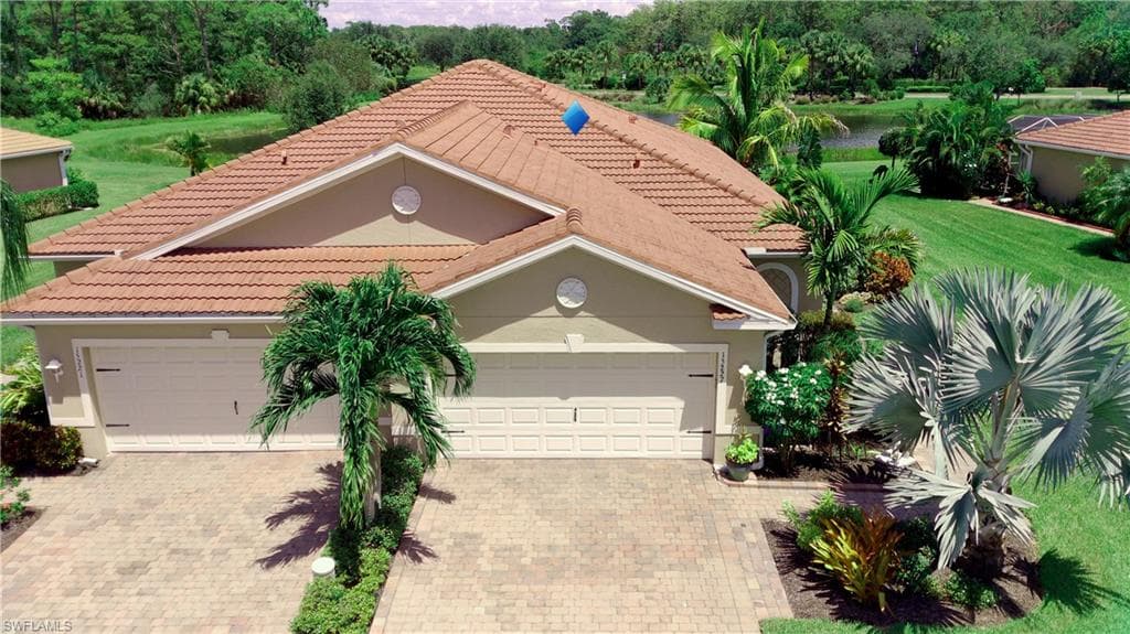 15227 Ligustrum LN ALVA, FL 33920