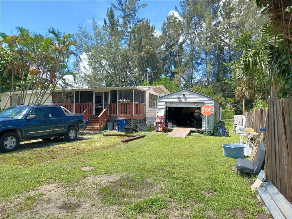 11891 Pompano AVE CAPE CORAL, FL 33991