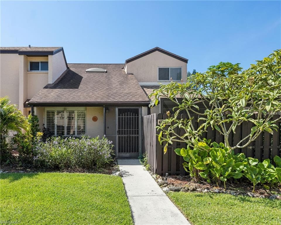 7132 Penner LN 28 FORT MYERS, FL 33907