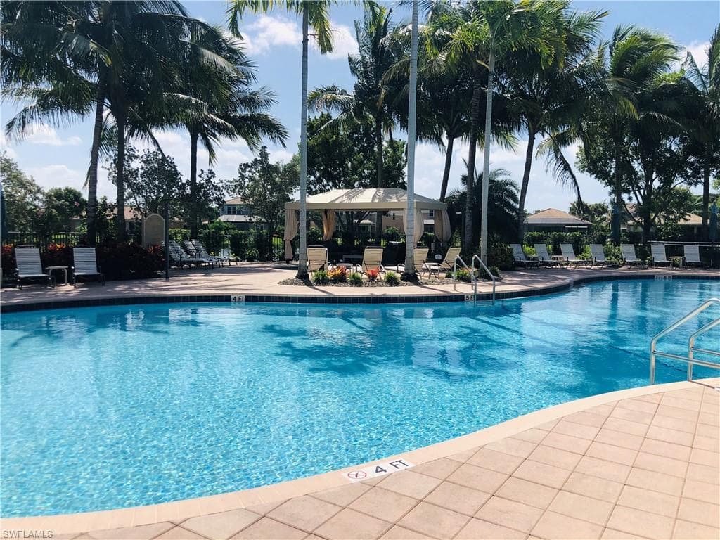 6525 Monterey PT 204 NAPLES, FL 34105