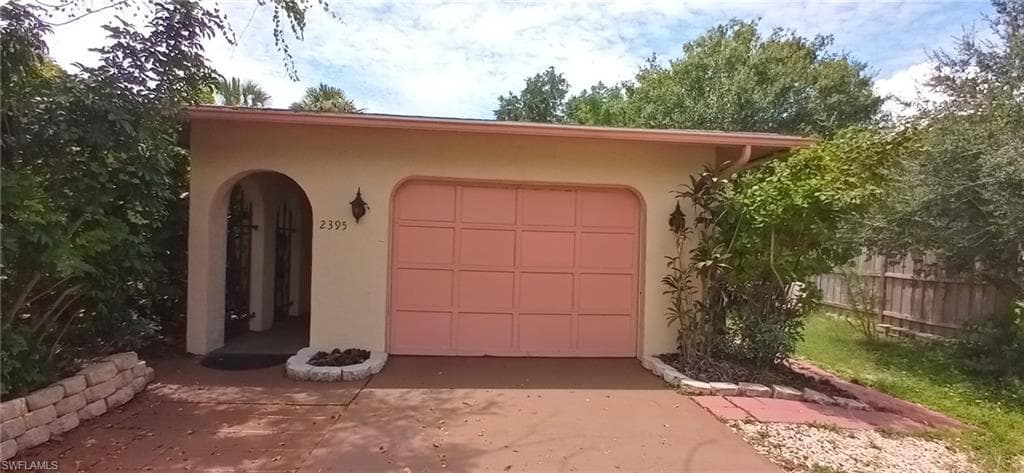 2395 Alda LN PORT CHARLOTTE, FL 33952