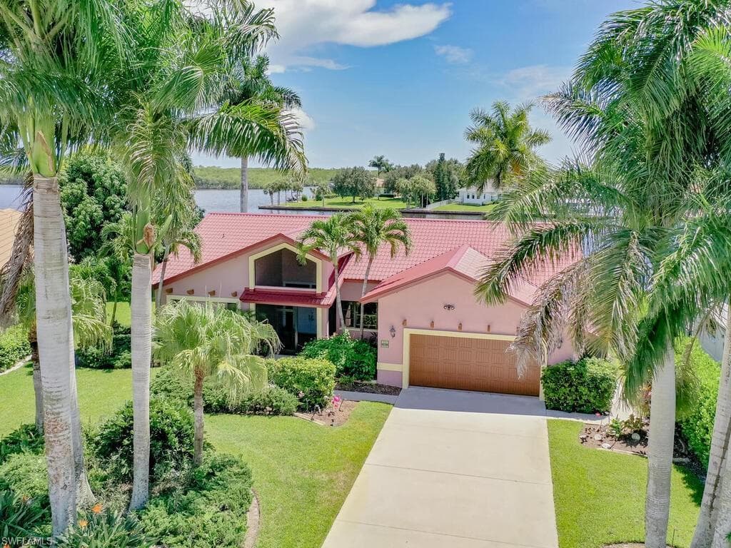 104 Morning Star Cay NAPLES, FL 34114