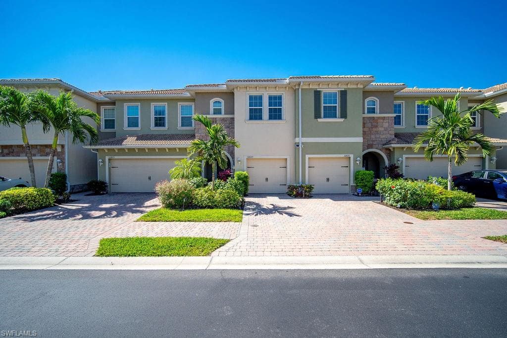 10823 Alvara WAY BONITA SPRINGS, FL 34135