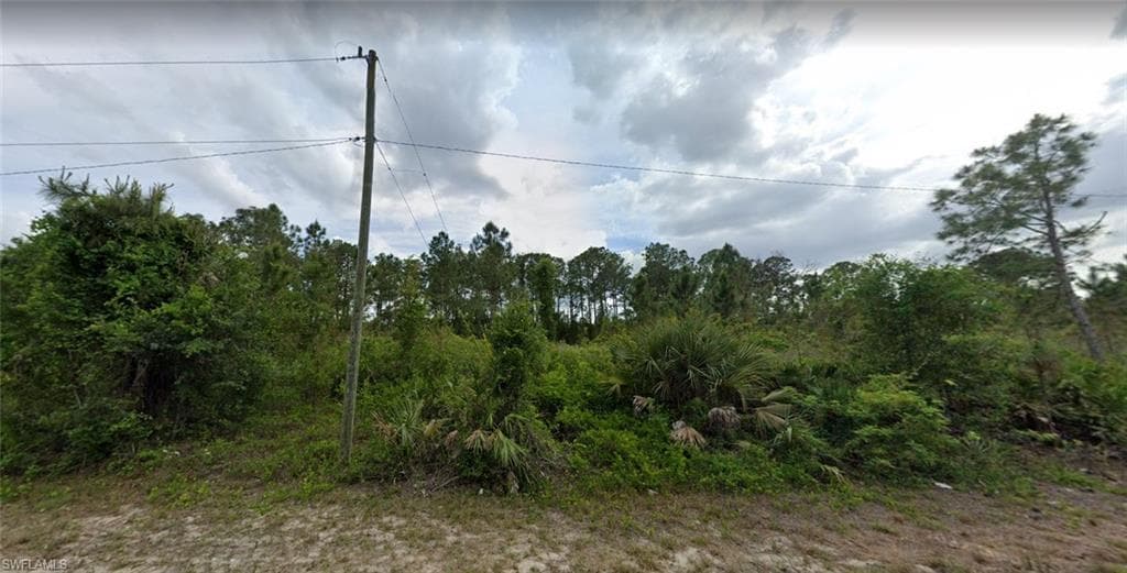 3005 33rd ST W LEHIGH ACRES, FL 33971
