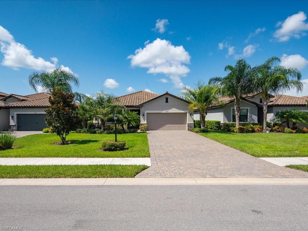 19878 Beverly Park RD ESTERO, FL 33928