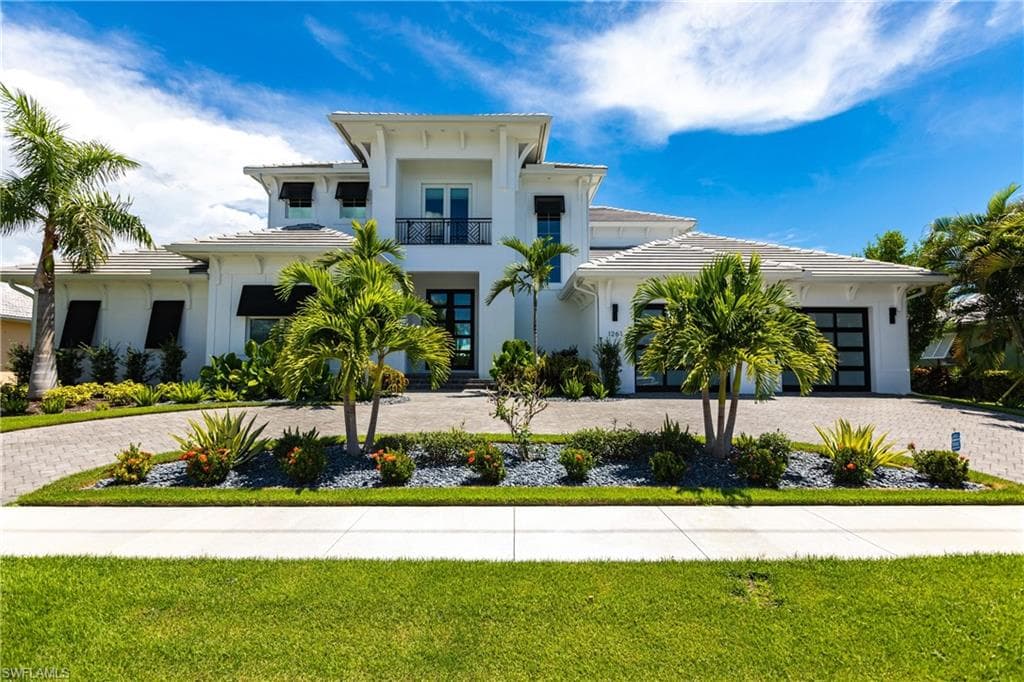 1261 Martinique CT MARCO ISLAND, FL 34145