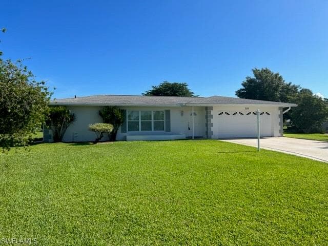 229 S Lake DR LEHIGH ACRES, FL 33936