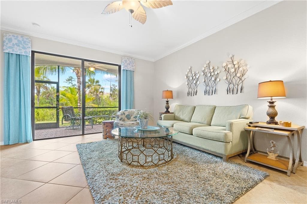 9828 Venezia CIR 1112 NAPLES, FL 34113