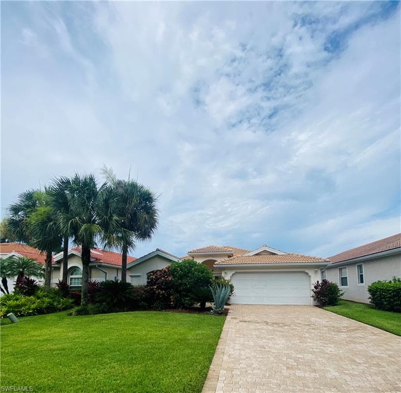 7867 Berkshire Pines DR NAPLES, FL 34104