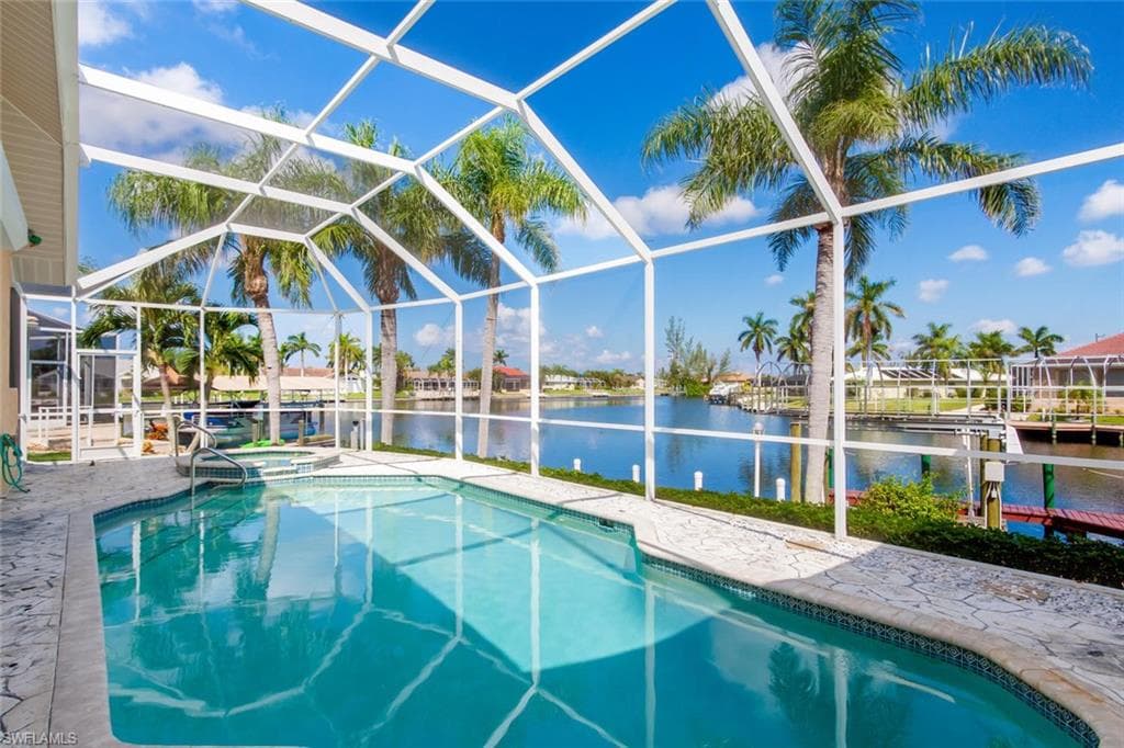 2315 SW 45th TER CAPE CORAL, FL 33914