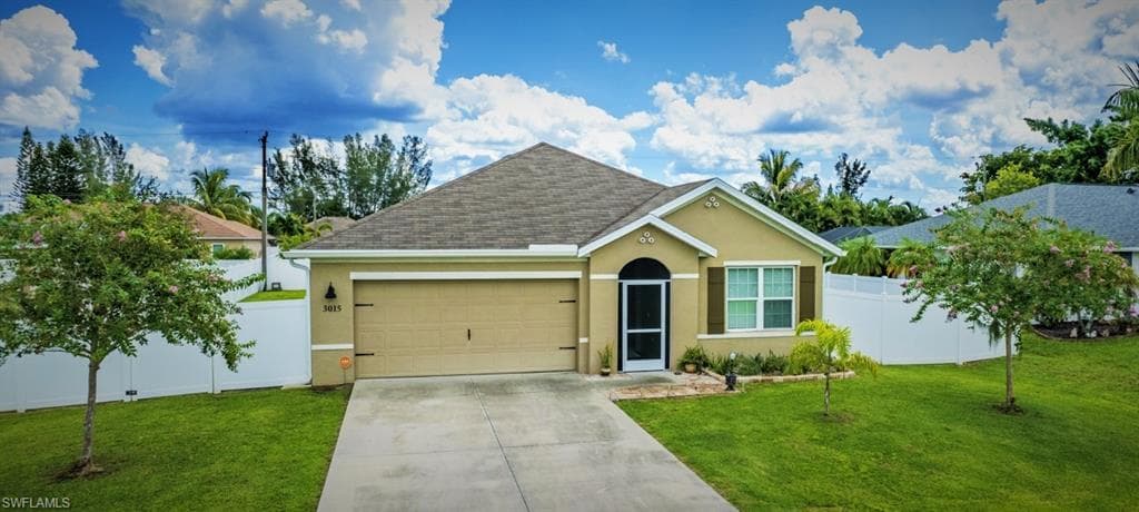 3015 SW 5th PL CAPE CORAL, FL 33914