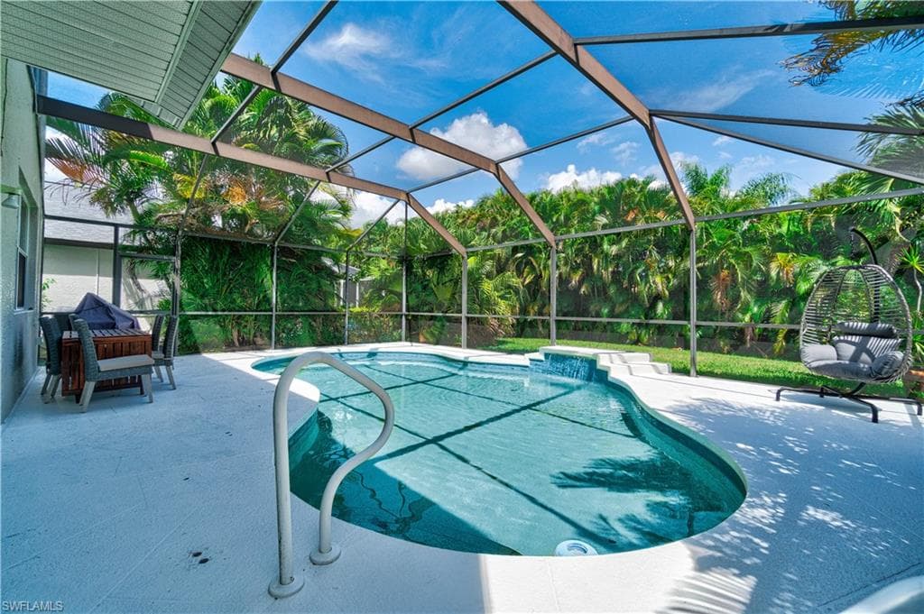 11533 Woodmount LN ESTERO, FL 33928