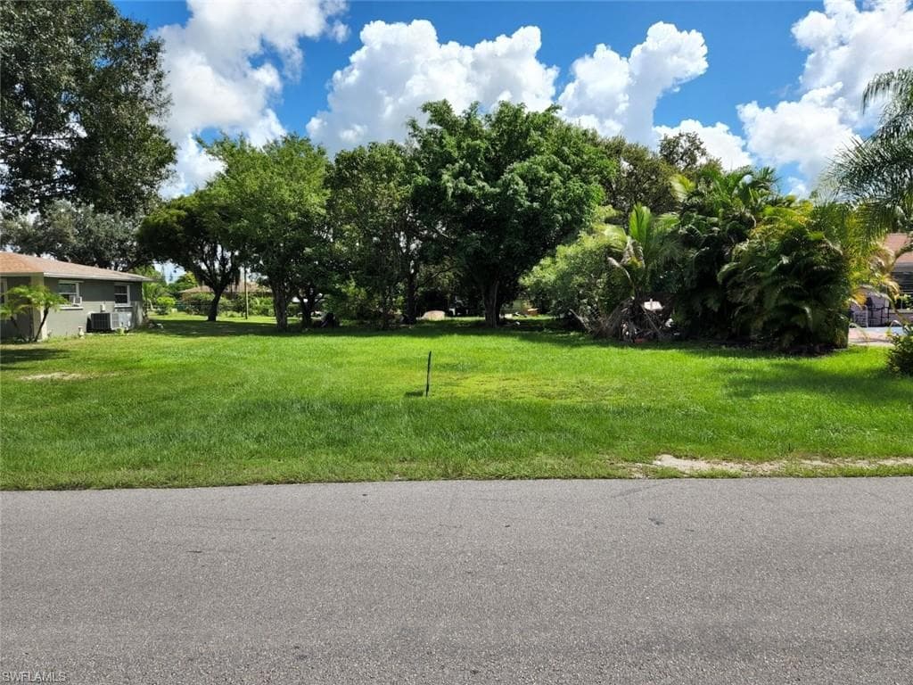304 Washington Ave IMMOKALEE, FL 34142