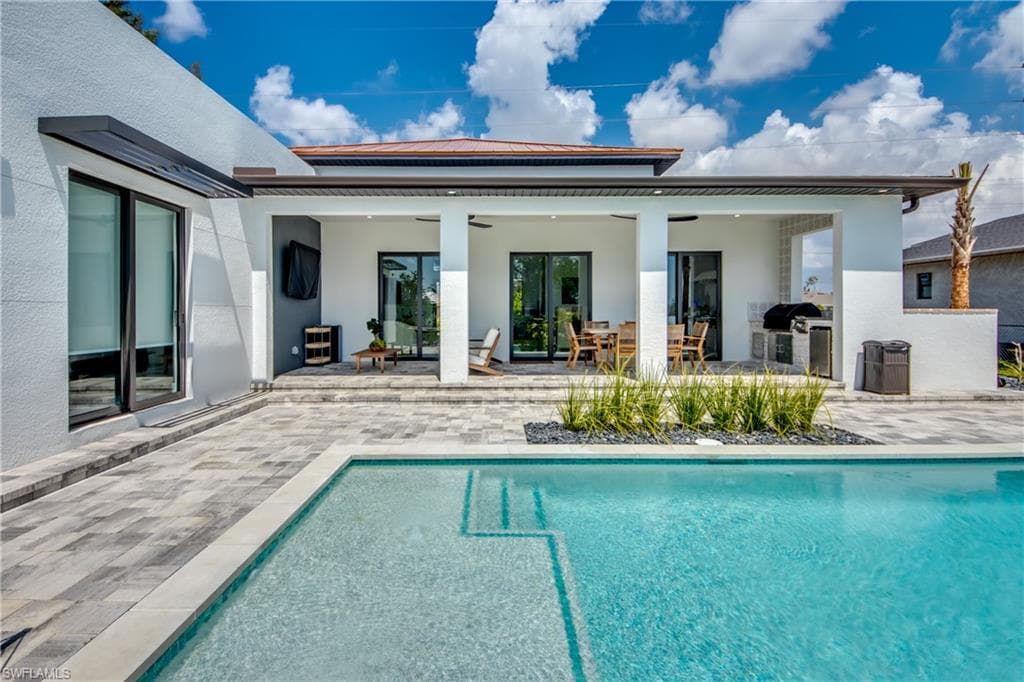 240 SW 24th AVE CAPE CORAL, FL 33991
