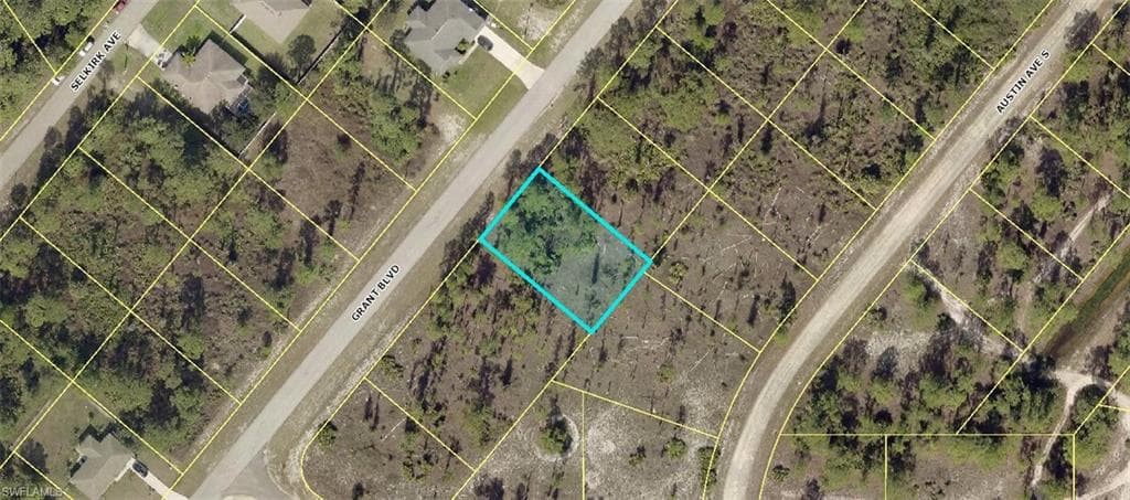 1016 Grant BLVD LEHIGH ACRES, FL 33974