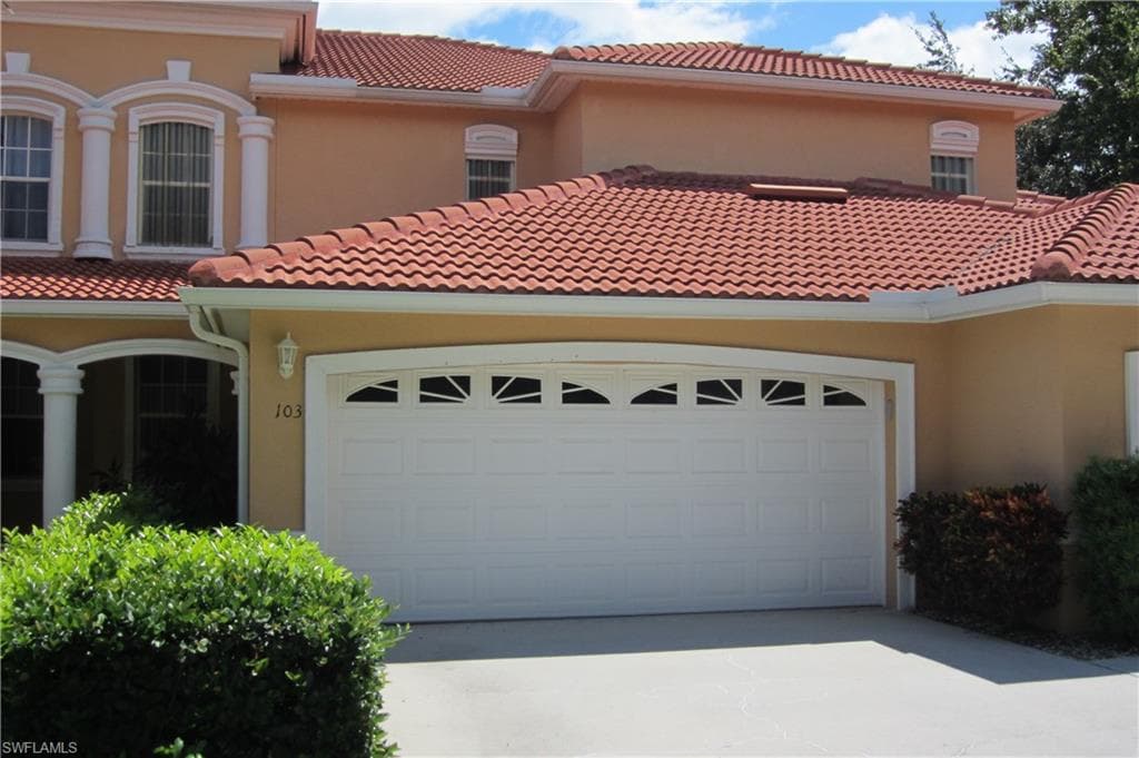 13831 Eagle Ridge Lakes DR 103 FORT MYERS, FL 33912