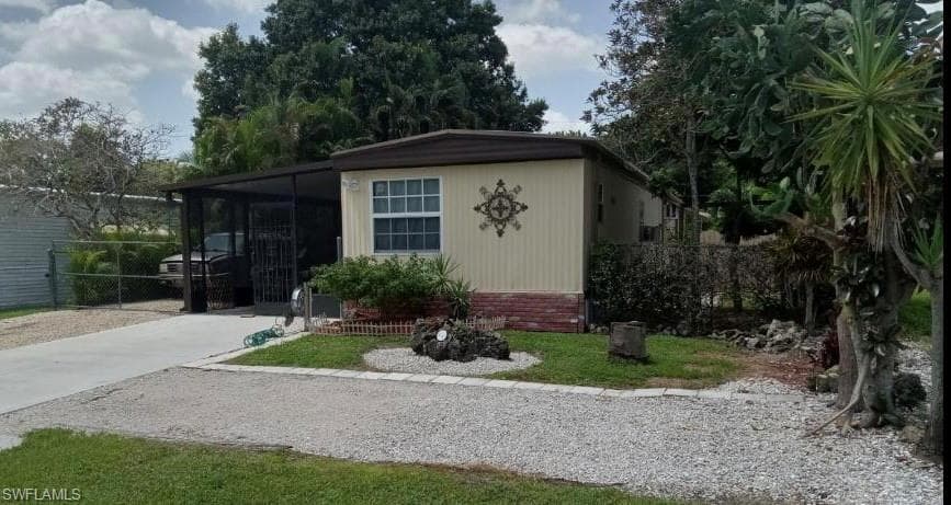 248 State ST NORTH FORT MYERS, FL 33903